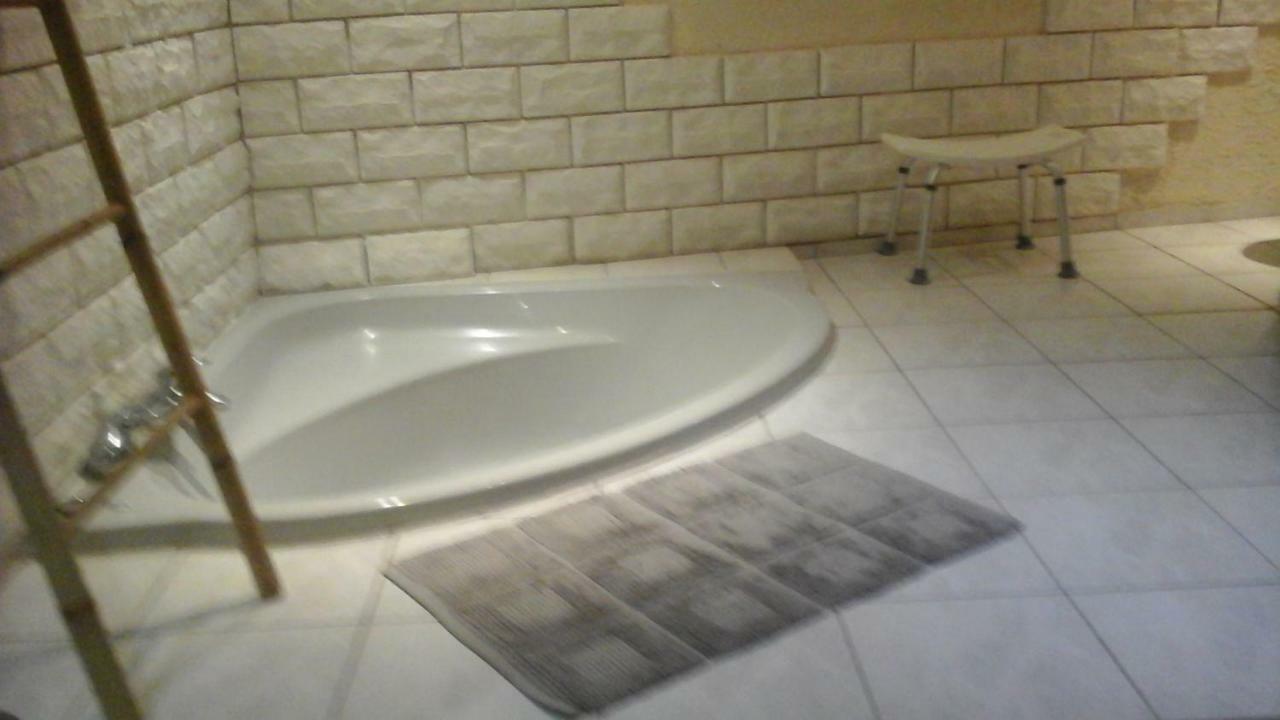 Chambre D'Hotes Campagne Saint-Julien-les-Gorze Bagian luar foto